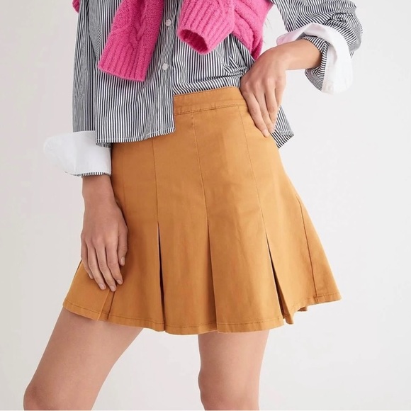 NWT J Crew Pleated Chino Mini Skirt - Picture 1 of 4